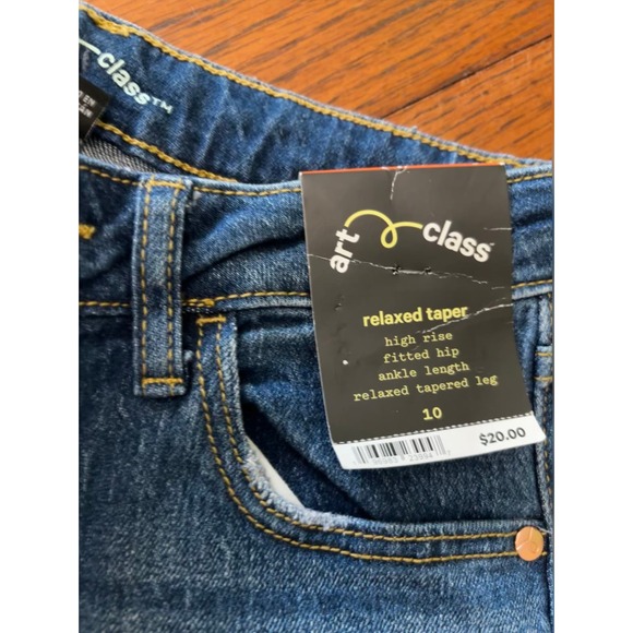NWT Art Class Relaxed Taper Jeans- Kids 10 - Picture 2 of 7